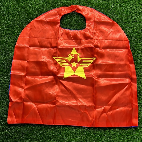 Reversible Super Hero Cape - Picture 3 of 6